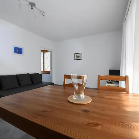 Comfortably Losone